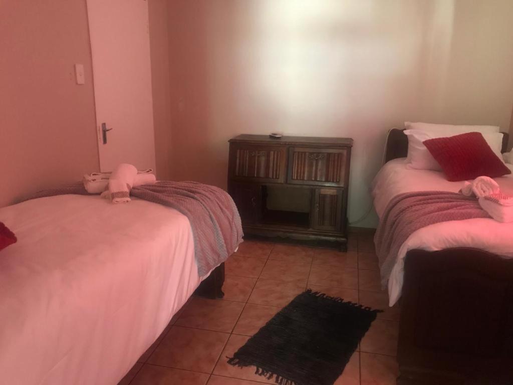 Urbanlife Keetmanshoop Accommodation Luaran gambar